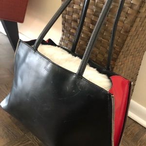 FURLA LEATHER BAG with side expansion zippers